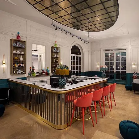Anglo American Curio Collection By Hilton 4* Florencia