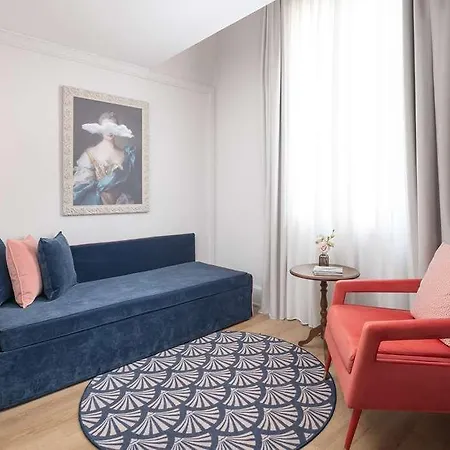 Anglo American Curio Collection By Hilton Hotel