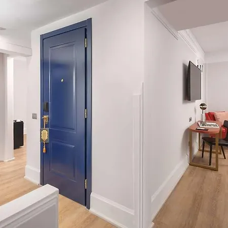 Anglo American Curio Collection By Hilton 4* Florencia