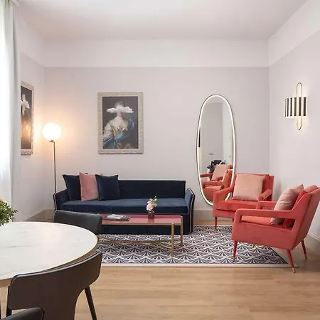 Anglo American Curio Collection By Hilton Hotell Florens