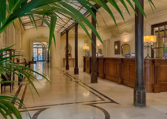 Anglo American Curio Collection By Hilton